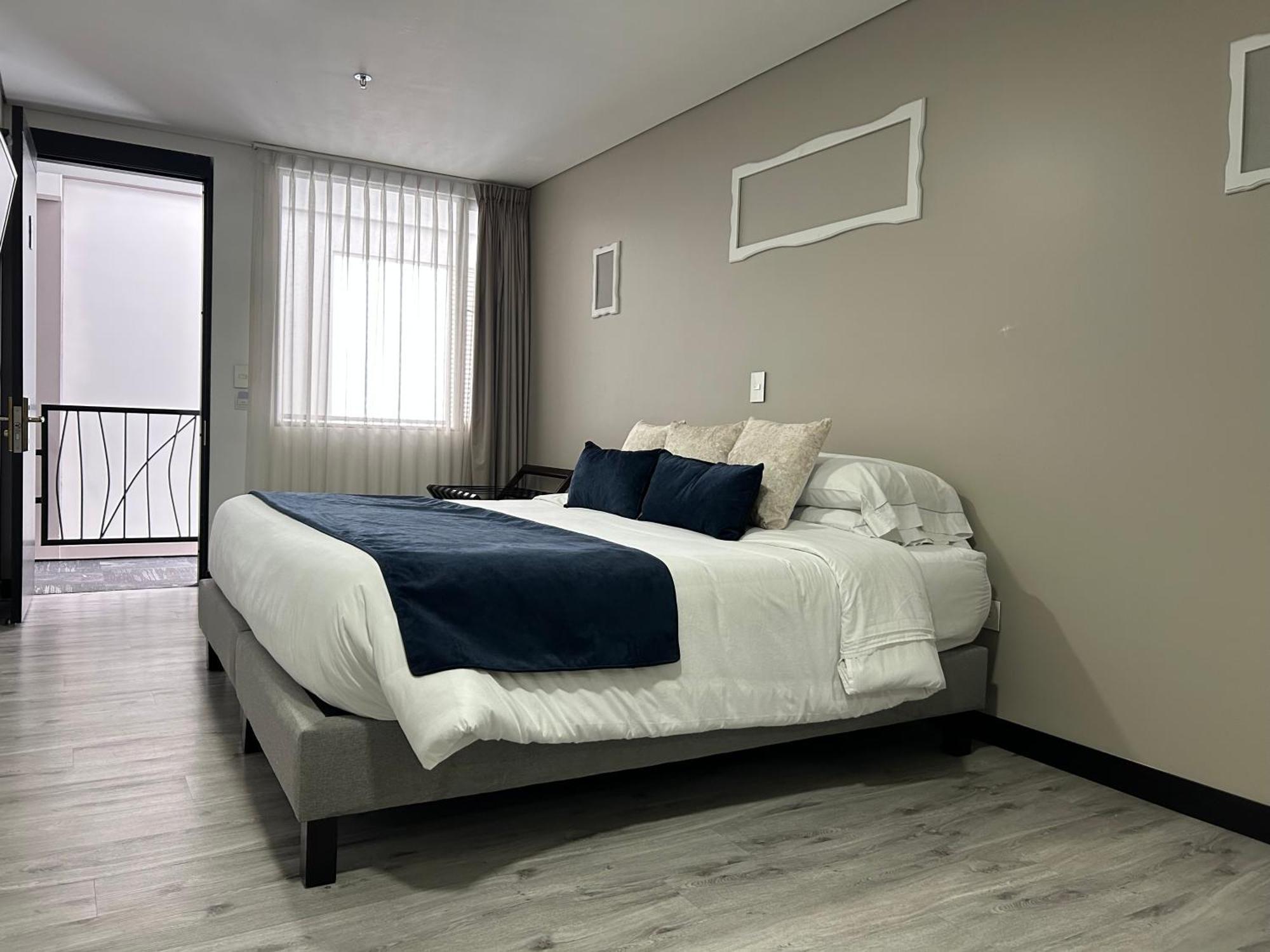בוגוטה Hotel Wlh Silver Corferias מראה חיצוני תמונה