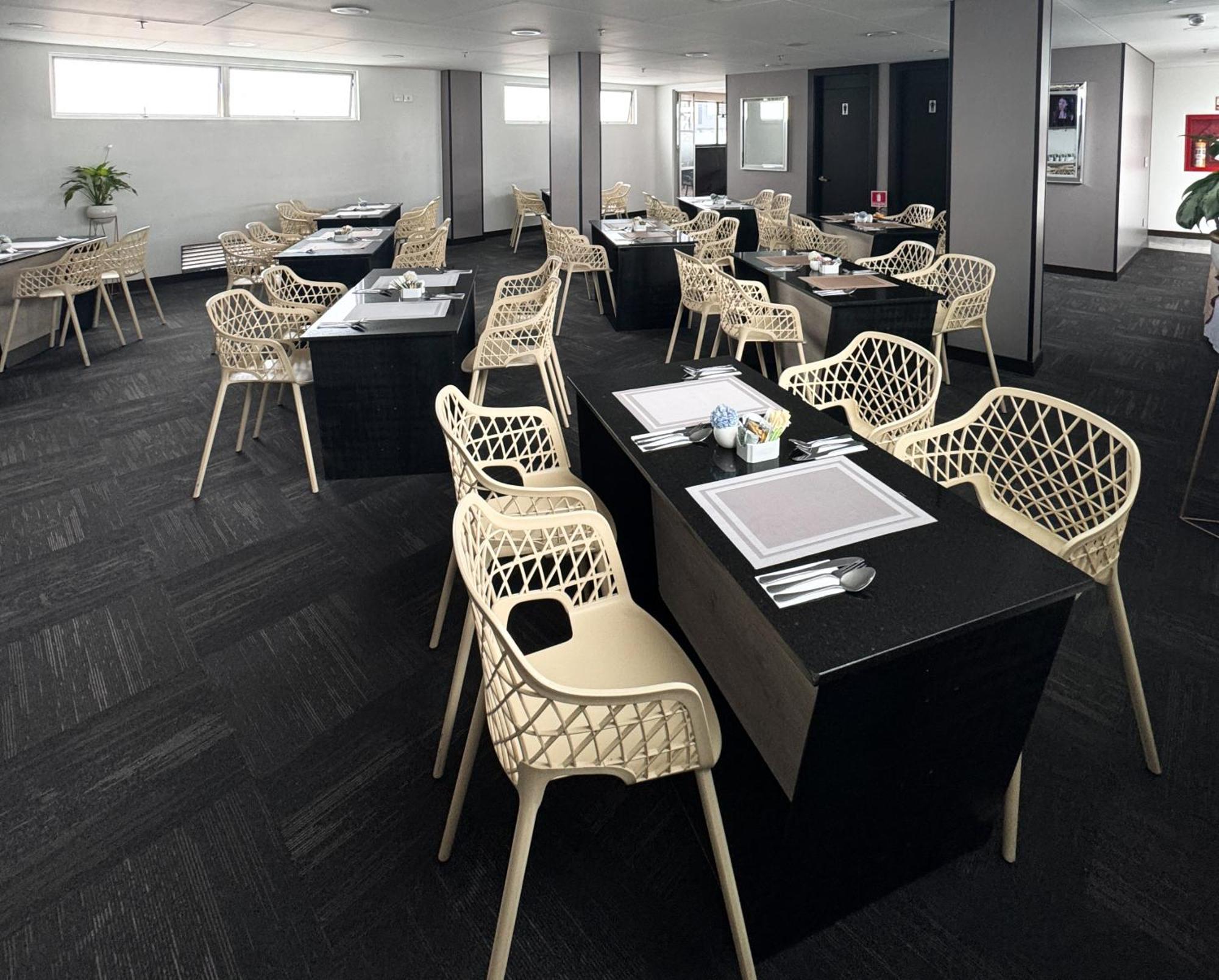 בוגוטה Hotel Wlh Silver Corferias מראה חיצוני תמונה