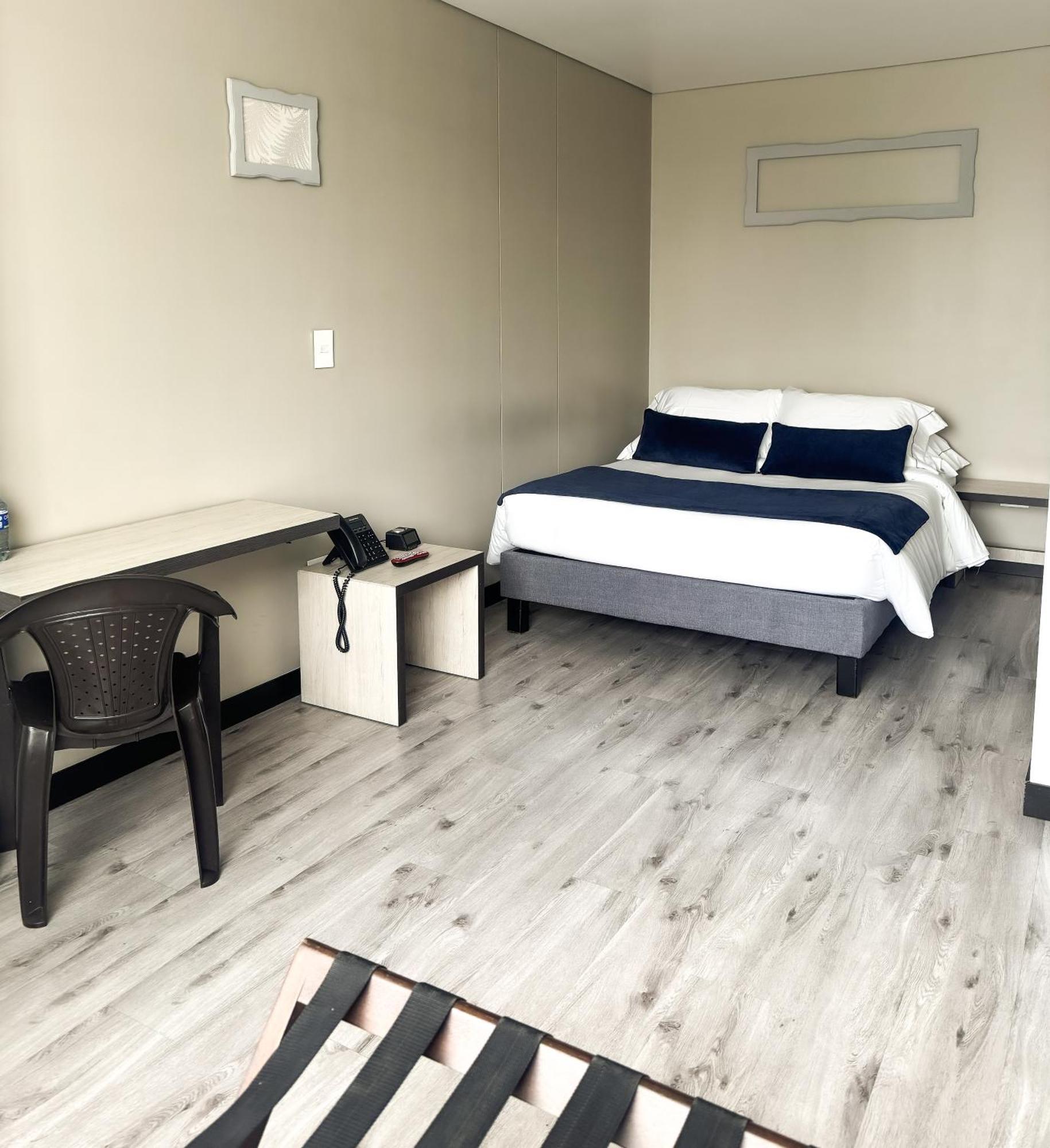 בוגוטה Hotel Wlh Silver Corferias מראה חיצוני תמונה