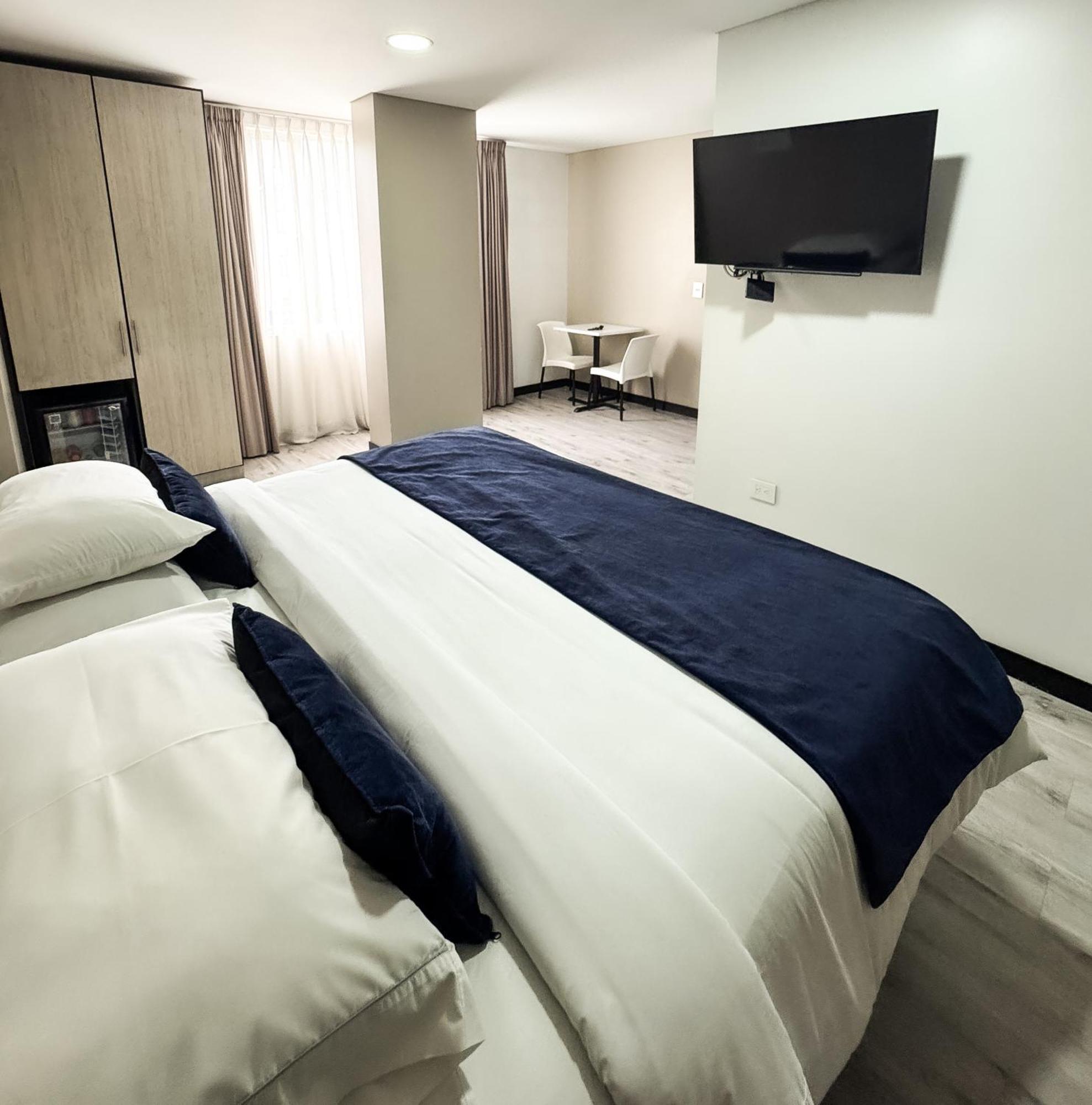 בוגוטה Hotel Wlh Silver Corferias מראה חיצוני תמונה