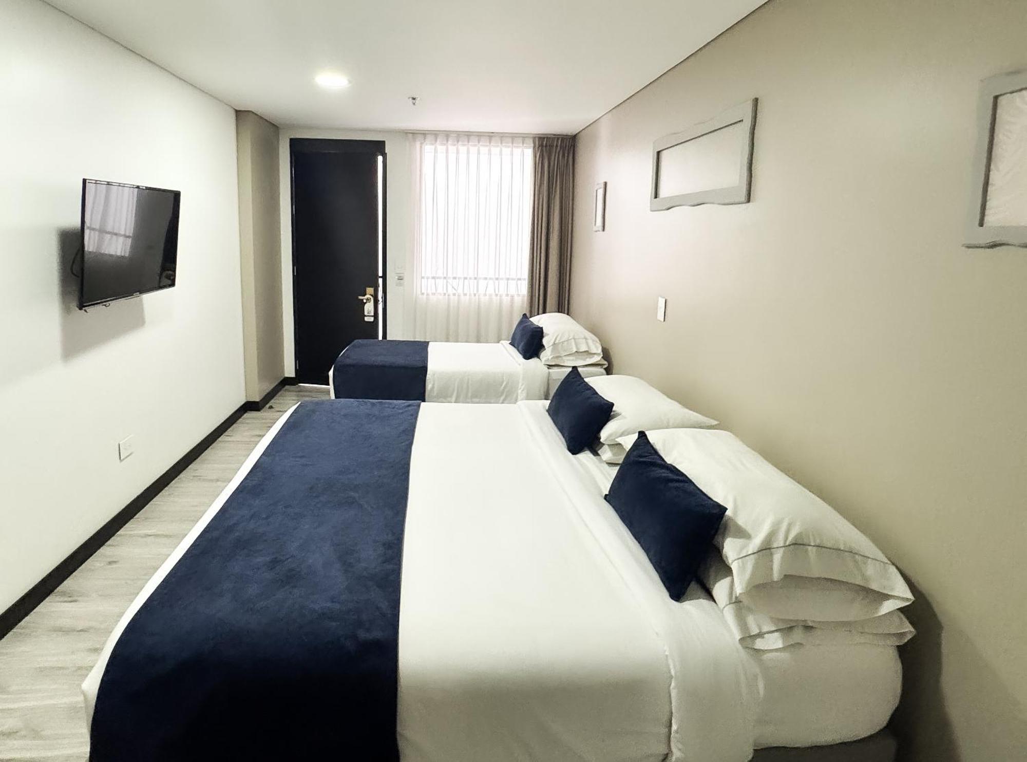 בוגוטה Hotel Wlh Silver Corferias מראה חיצוני תמונה